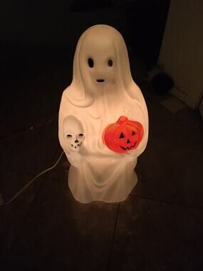 Vtg Halloween Blow Mold Skull Empire Spooky Ghost Lights Up Scary Pumpkin
